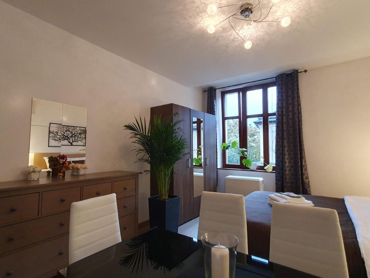 F-3 Krakow Rynek-Wawel O&P Apartfamily Exterior foto